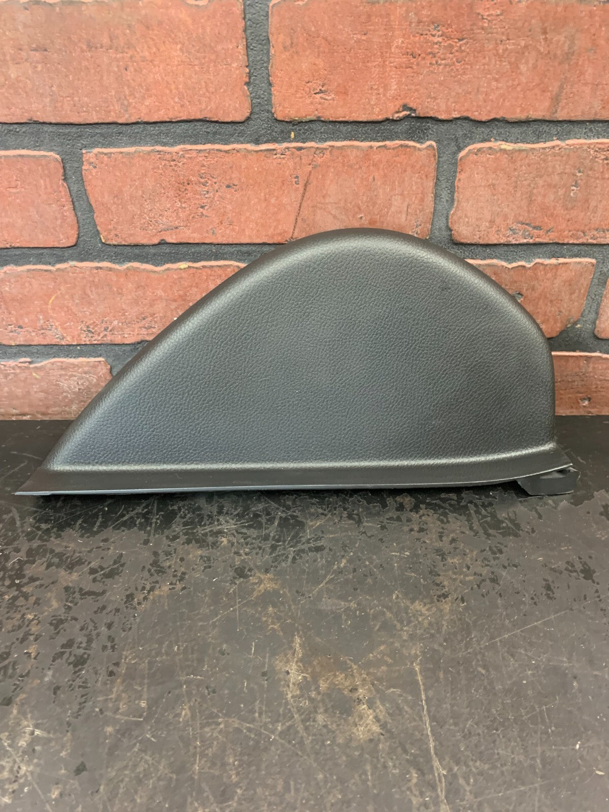 2011-2020 JEEP GRAND CHEROKEE FRONT RIGHT/PASSENGER DASHBOARD END COVER TRIM OEM