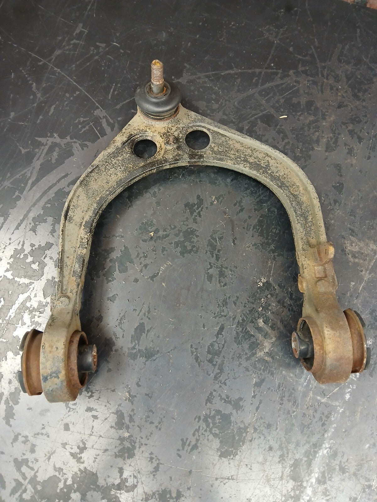 2008-2010 Dodge Challenger Front Upper LH & RH Control Arm Set spn027462