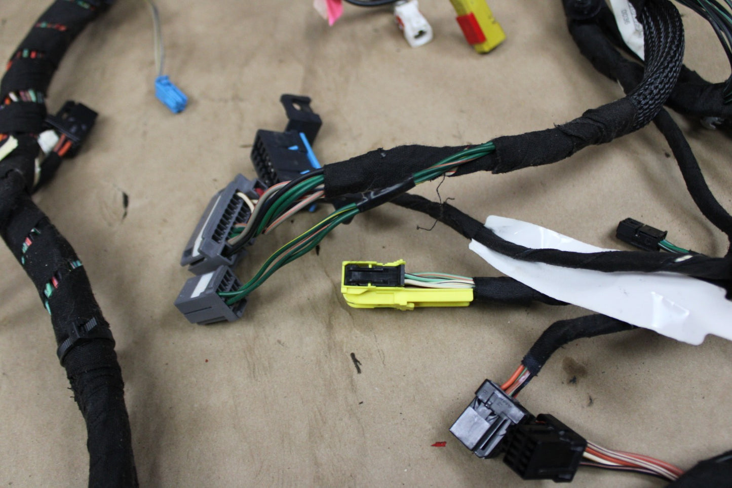 2011 Dodge Challenger R/T SRT8 Dash Wiring Wire Harness Assembly OEM 68064383AC