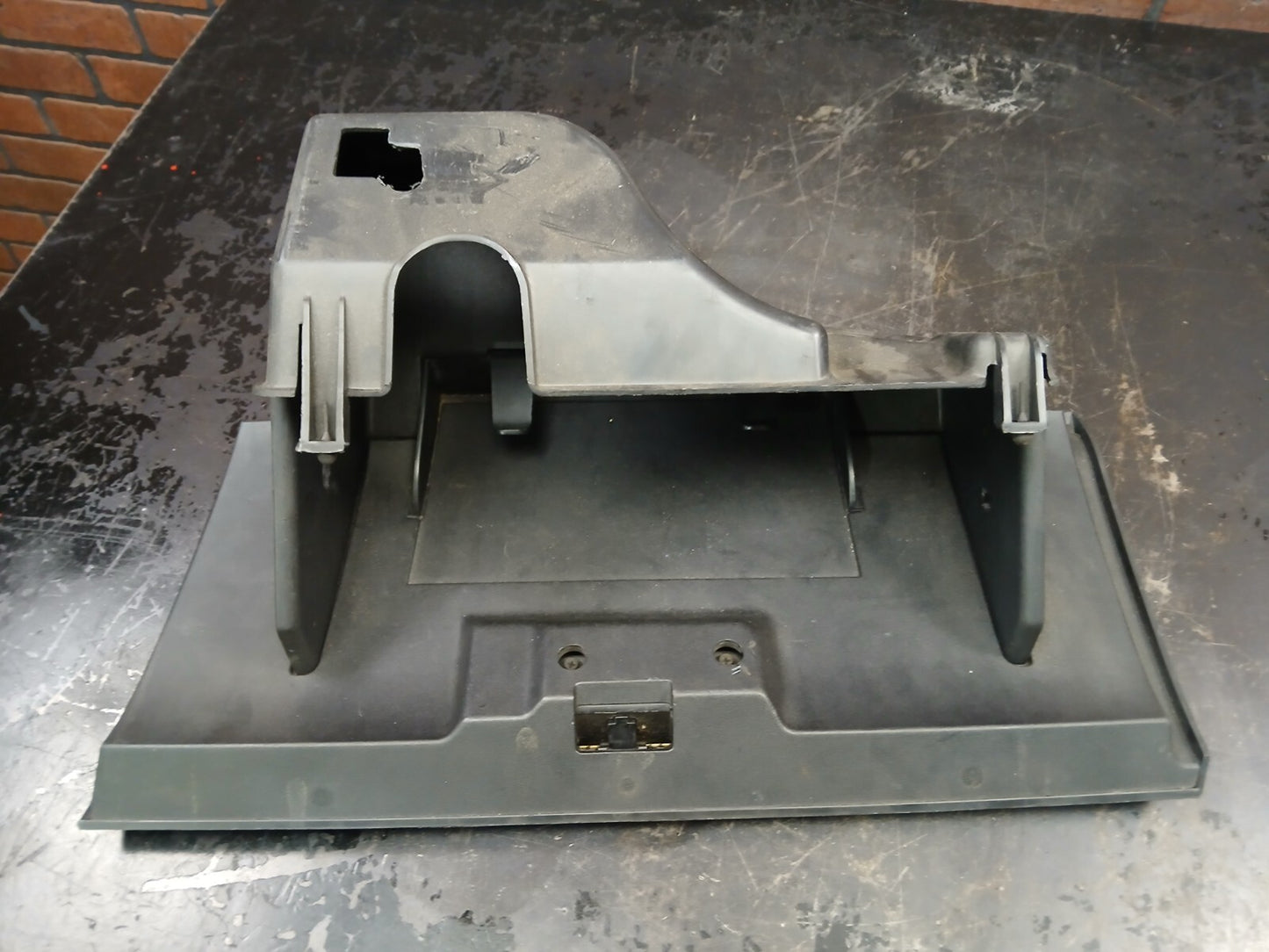 2008-2010 Jeep Grand Cherokee Dash Dashboard Glove Box Compartment Assembly