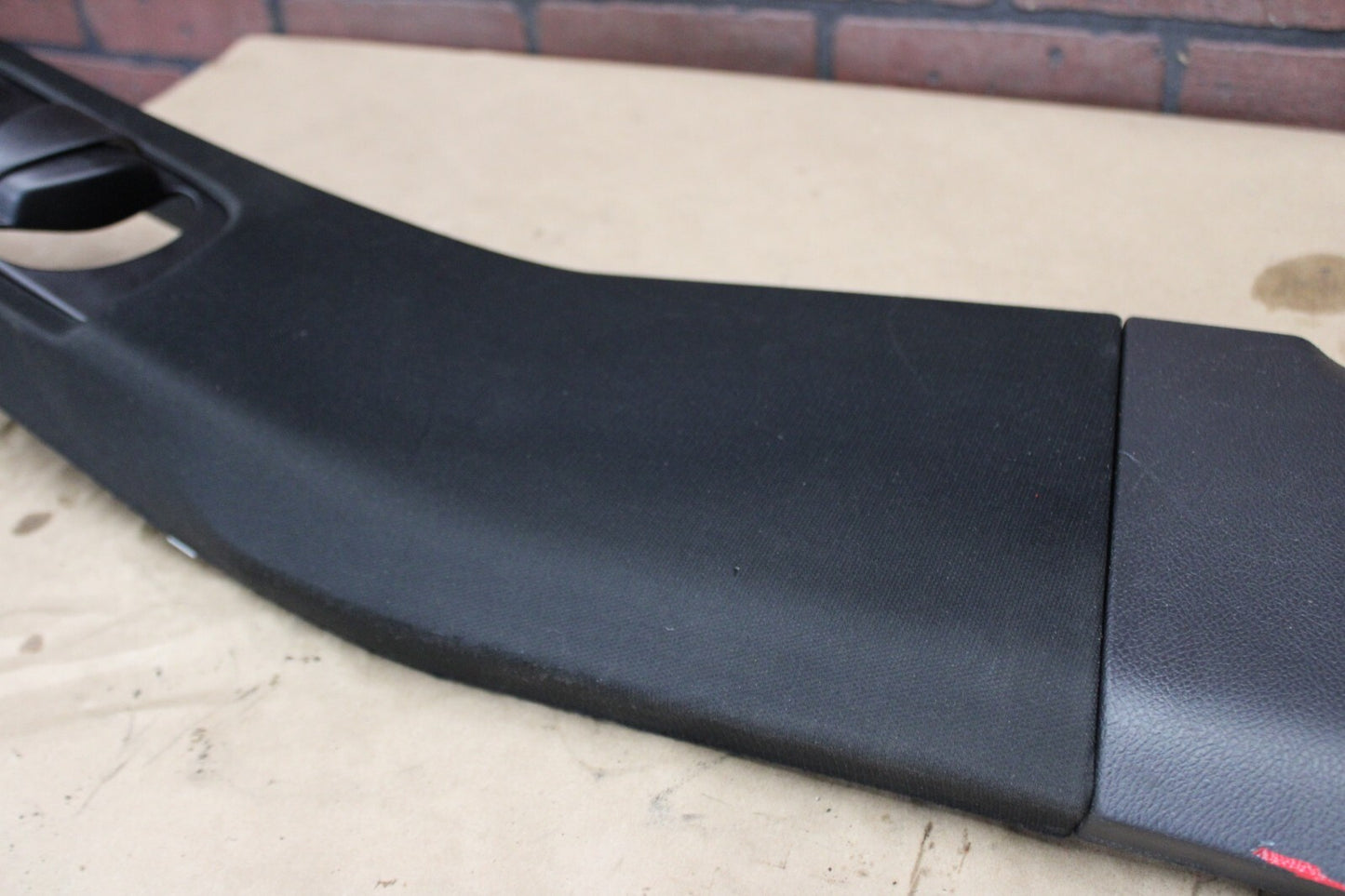 2011-2023 DODGE CHARGER RIGHT PASSENGER SIDE CENTER B PILLAR COVER TRIM OEM