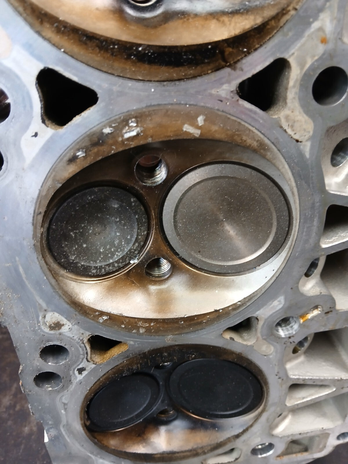 15-22 Charger Challenger Hellcat SRT Driver LH Cylinder Head 53010753ad Damaged