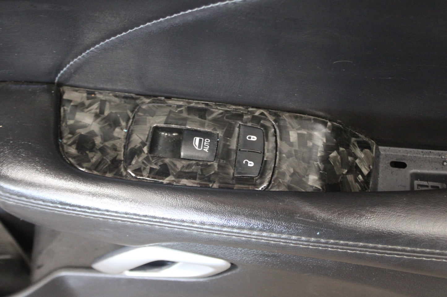 15-19 Dodge Challenger OEM Front Passenger RH Side Door Panel Carbon 5PS241X9AH