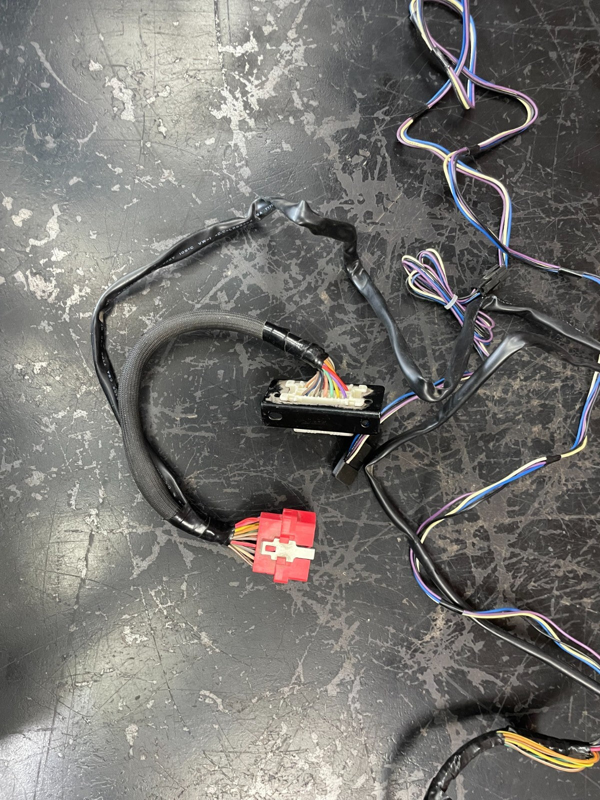 JEEP CHRYSLER RAM GSM/GPRS MODEM TRANSMITTER MODULE FCC#MIVGSM408.