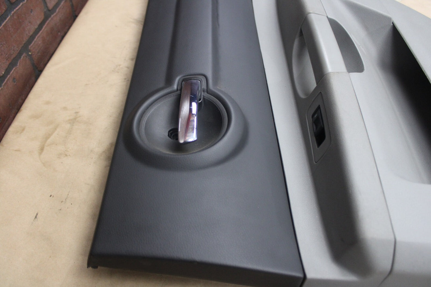 06-10 Dodge Charger SRT8 Rear Passenger RH Side Interior Door Panel 0YH141DBAE