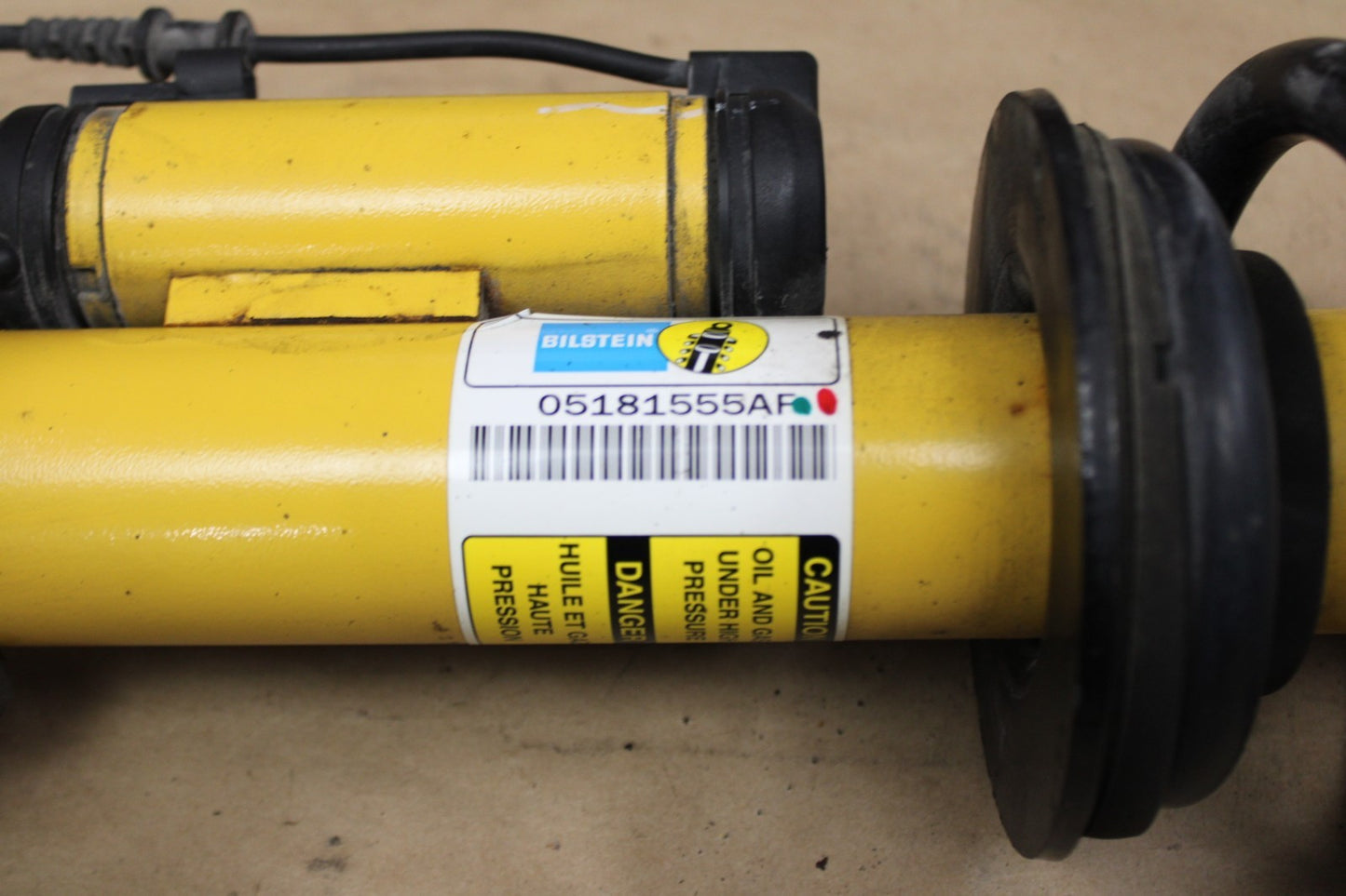 12-21 Dodge Challenger SRT8 Front Driver LH Side Shock Absorber Strut 05181555AF