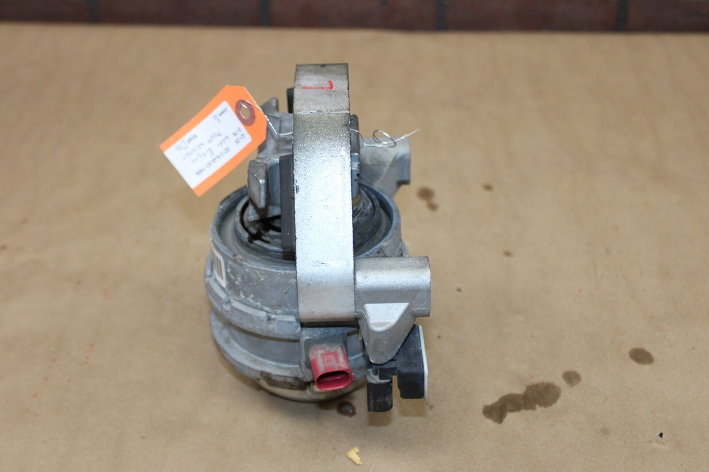 BAD 13-18 AUDI A8/S7/S8 4.0L FRONT LEFT ENGINE MOUNT WITH SENSOR OEM 4H0 907 508
