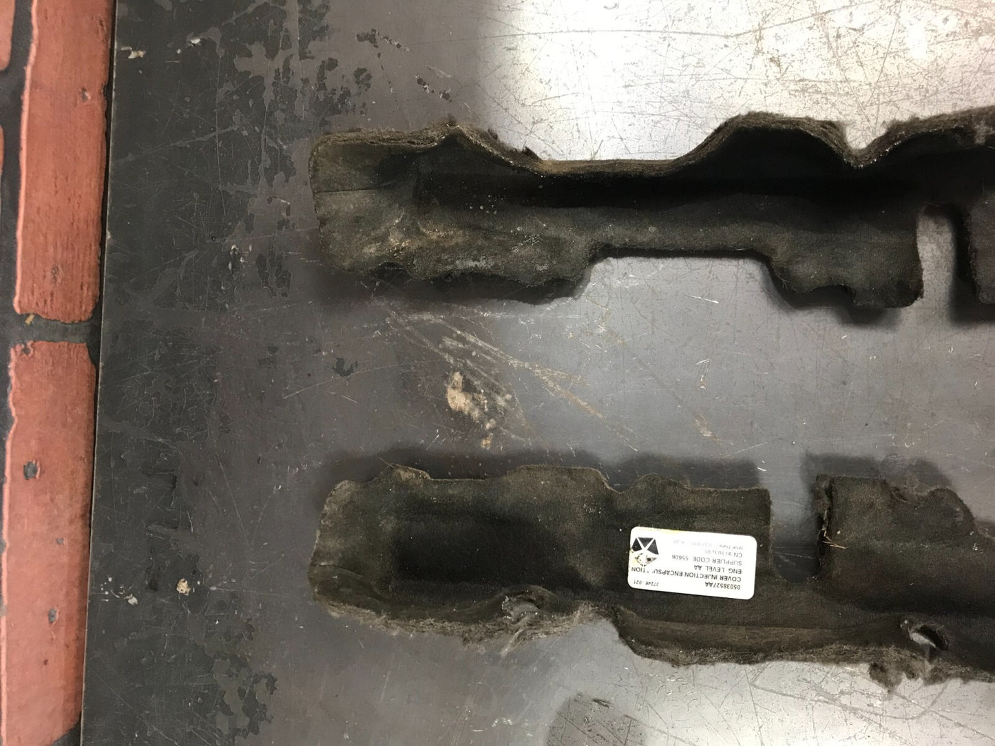 2011-2023 Jeep SRT/Dodge/Chrysler 6.4L Fuel Distributor Rail Cover Trim Set OEM