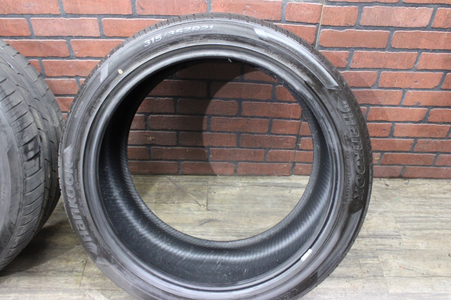 Hankook Ventus S1 evo3 SUV Used Tire 315/35ZR21 22' 5/32nds
