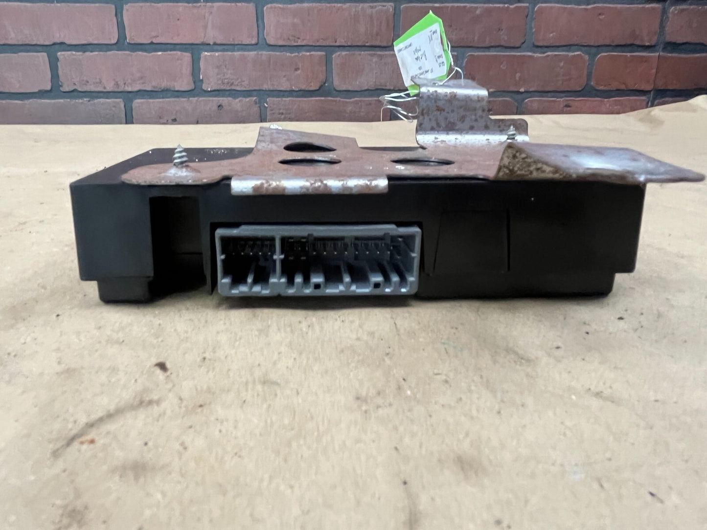 2007 Jeep Grand Cherokee UConnect Telematics Bluetooth Module 05064170AG