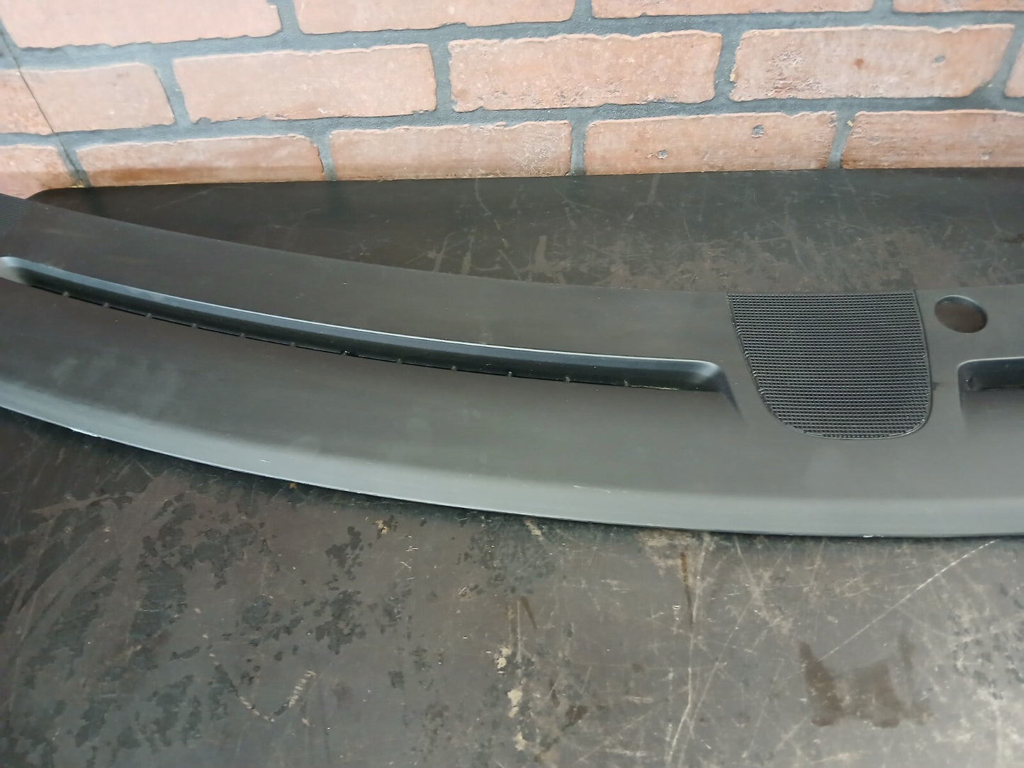 2011-2023 Charger/300 Dash Windshield Defroster Grille Panel 1jq67dx9ai