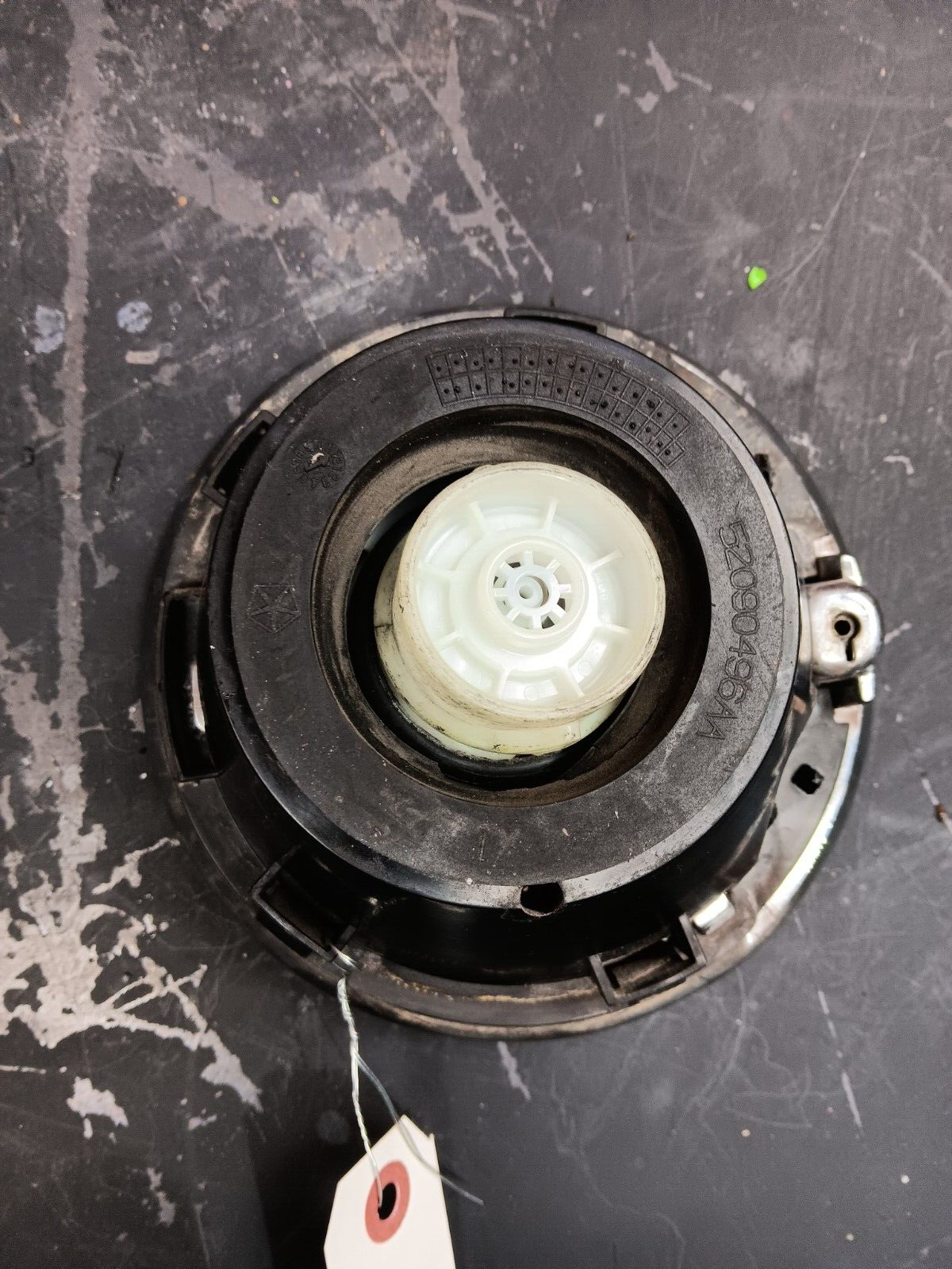2008-2010 Dodge Challenger SRT Silver Fuel Gas Cap Door Assembly 05112873