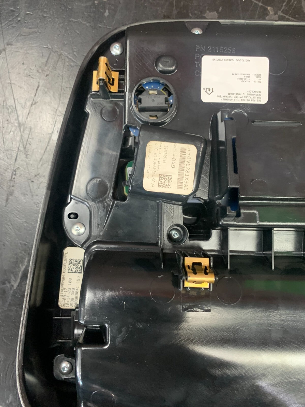 2014-2022 Jeep Grand Cherokee Overhead Console Assembly OEM 1VS381X9AD