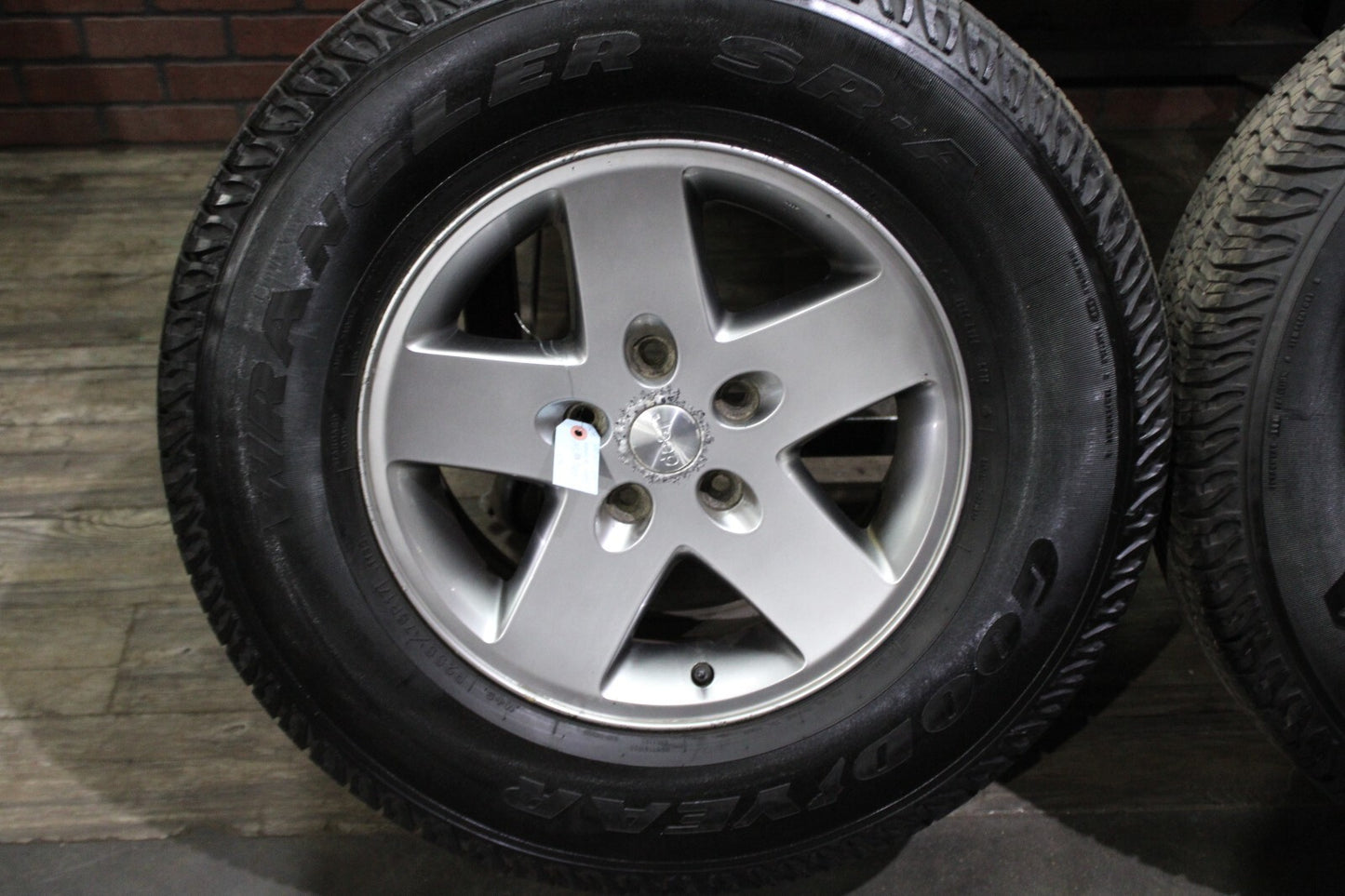 2007-2017 Jeep Wrangler 17x7.5" Wheel Set Goodyear 255/75R17 Light Damage Silver