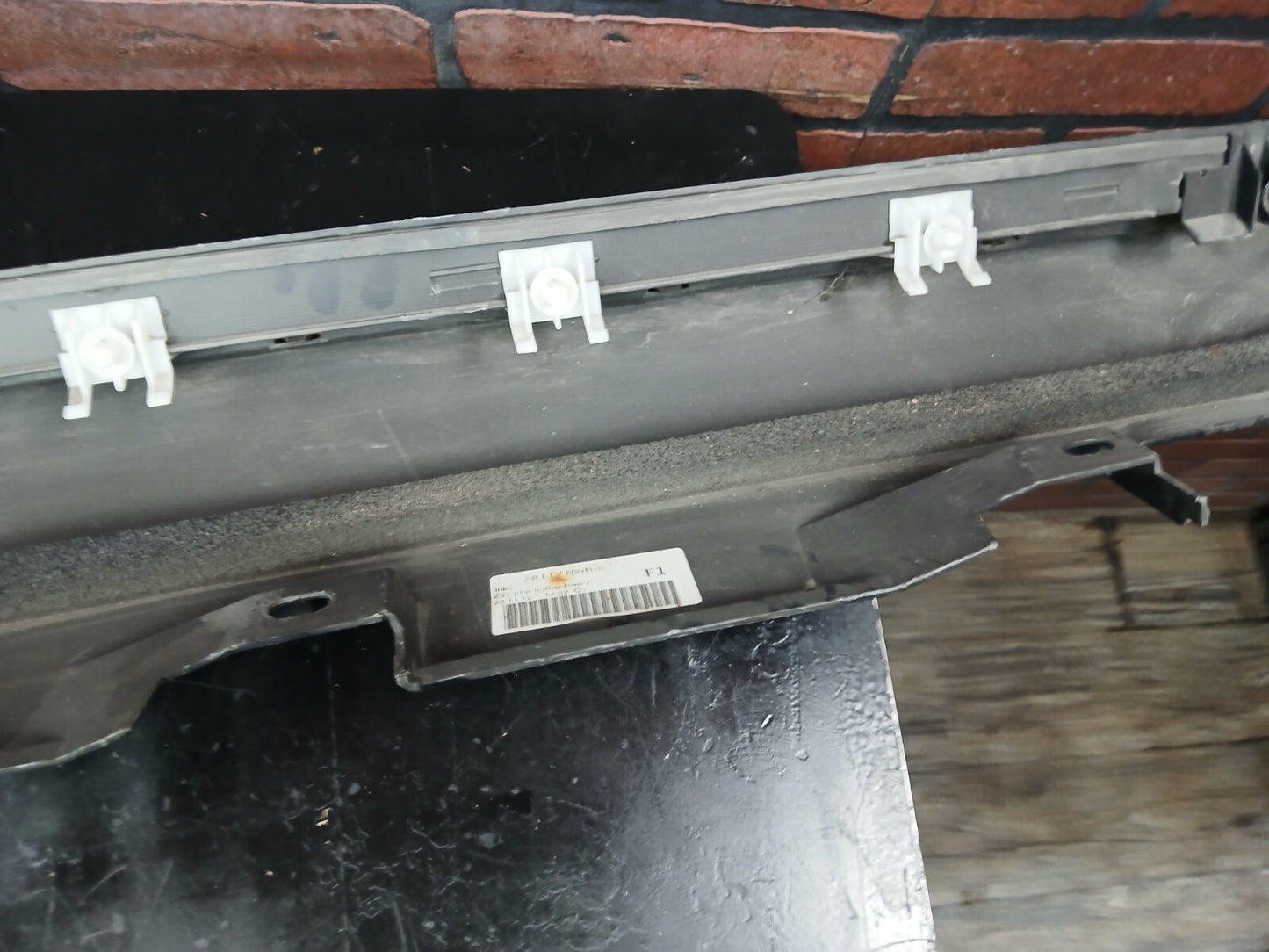 2011-15 Audi A8 Quattro Driver LH Side Skirt Rocker Panel Molding 4h0 853 859 e