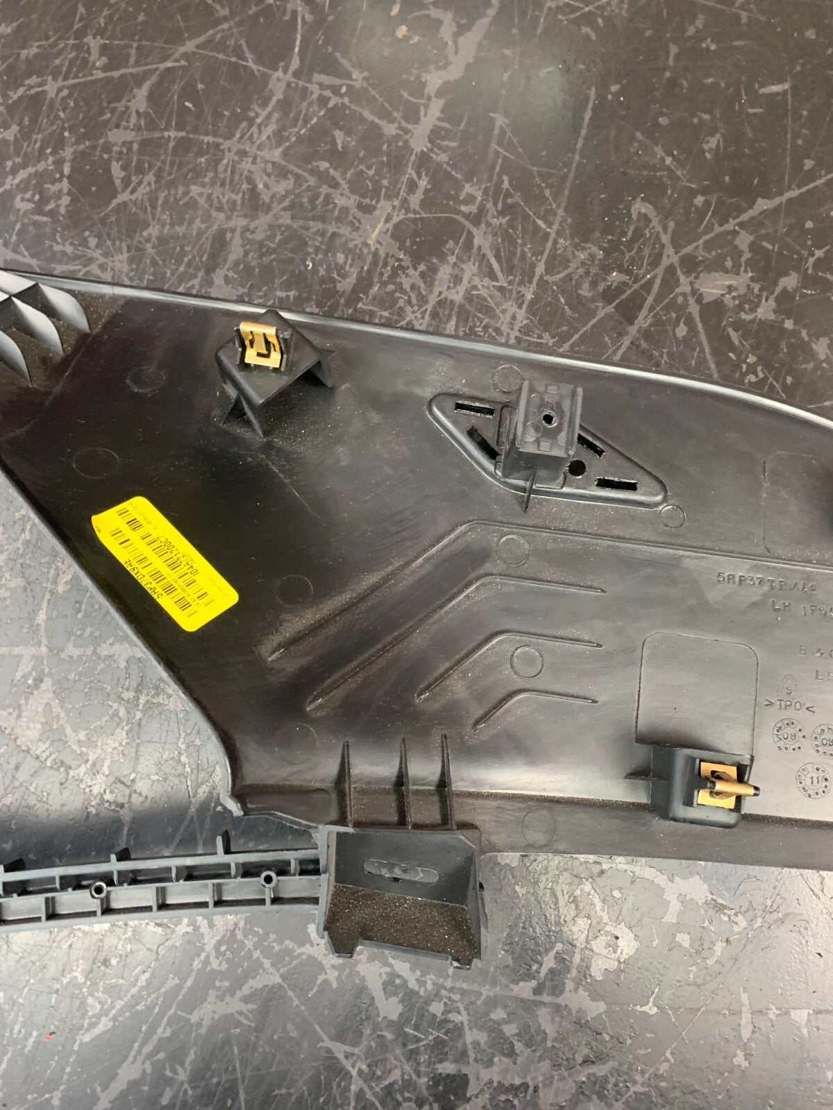2015 - 2023 DODGE CHALLENGER REAR LEFT C PILLAR TRIM COVER PANEL OEM 5RP37DX9AE