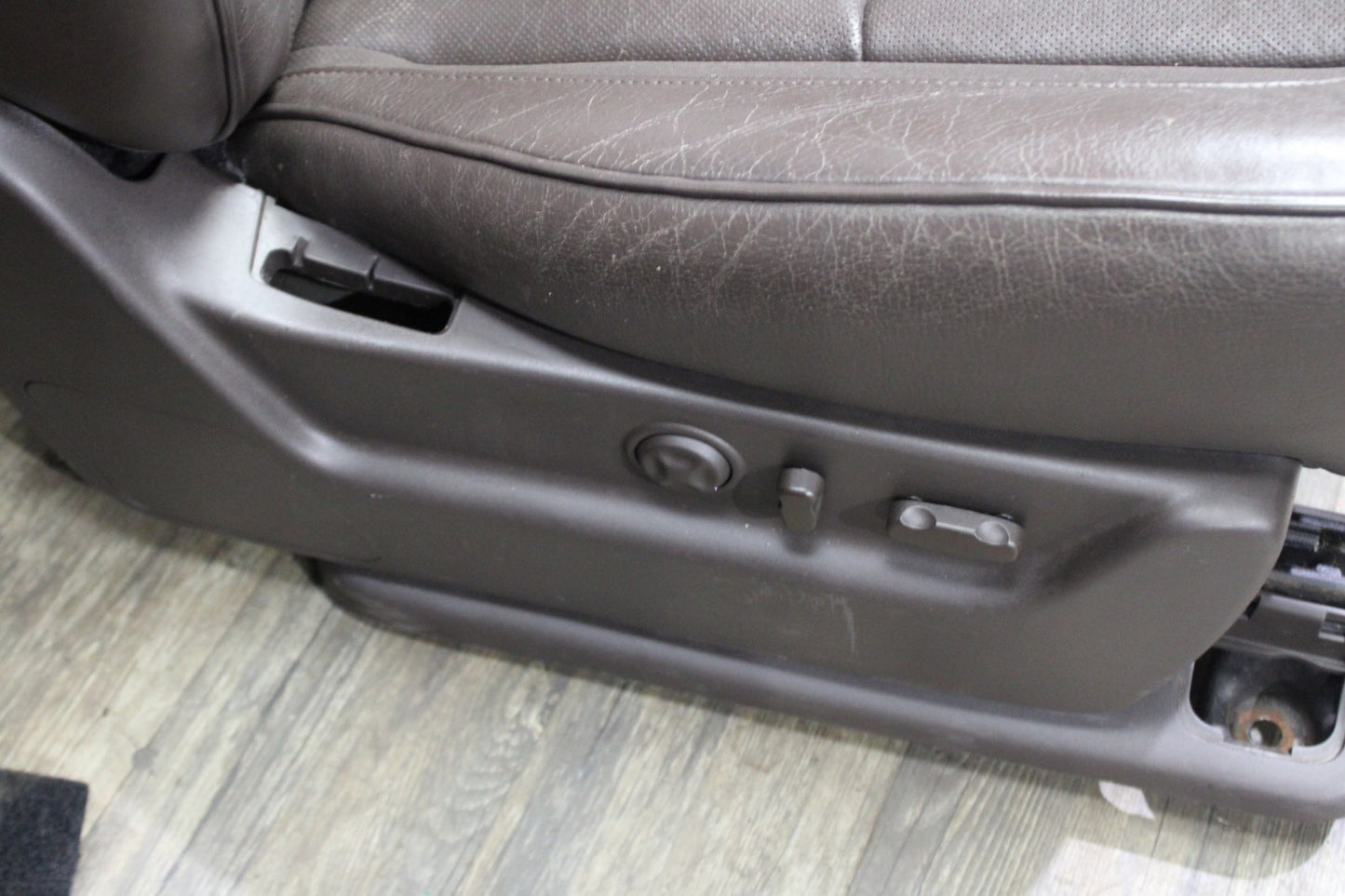 2010-2011 Cadillac Escalade Complete Full Front Rear Seat Set Brown Leather OEM