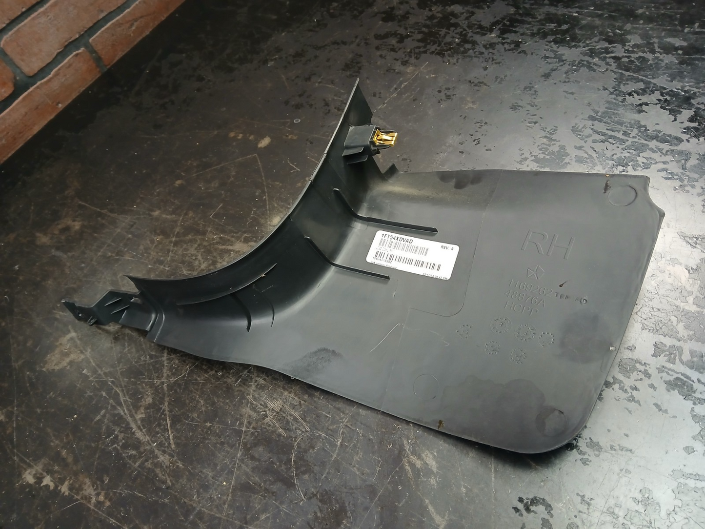 2008-2014 Dodge Challenger Passenger RH Side Interior Cowl Trim Panel 1ft54xdvad