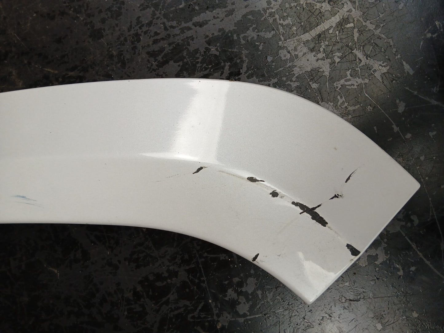2013-2022 Jeep Grand Cherokee Driver LH Side Door Wheel Arch Flare Molding