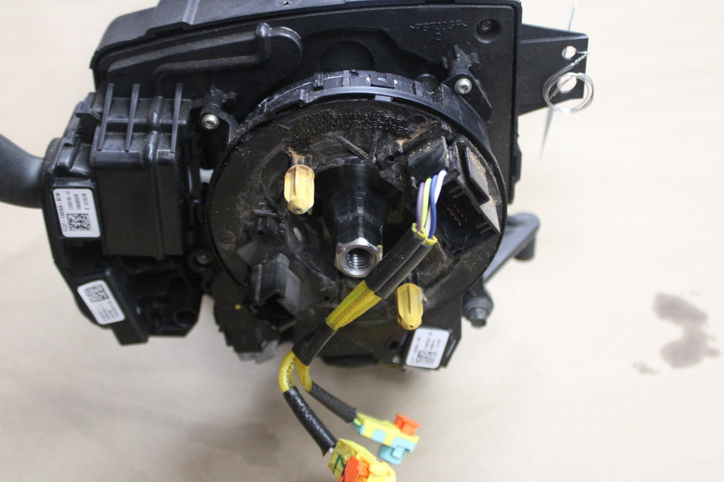 2015-2020 Ford F150 Steering Column Assembly w/ Clock Spring Shaft Multifunction