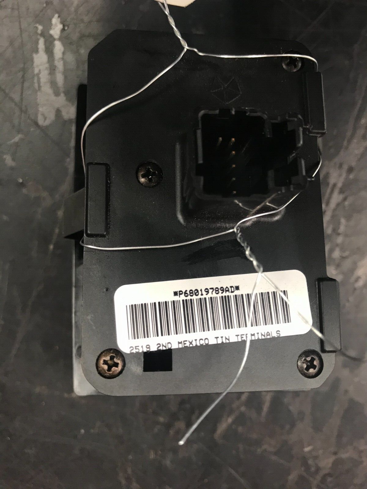 2005-2010 Challenger/Charger/300 Headlight Switch Assembly 68019789AD