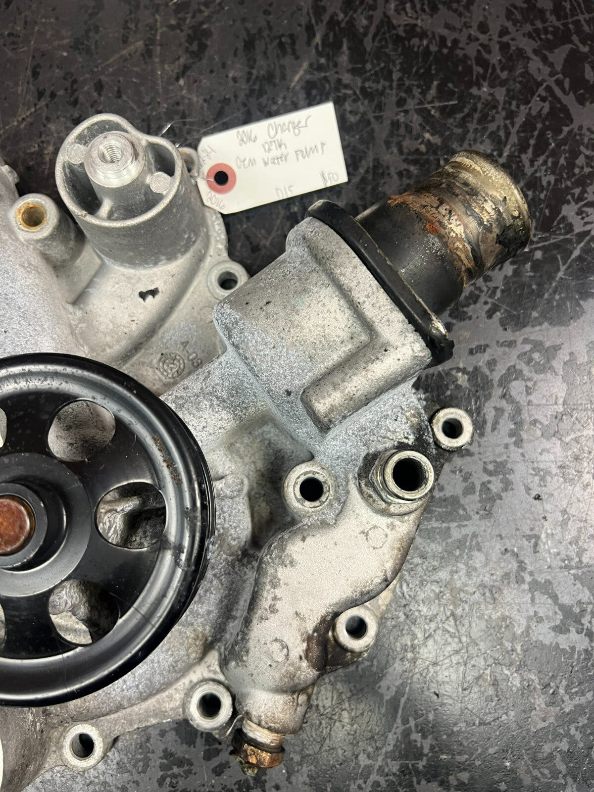 2015-2023 Challenger/Charger/300 OEM 6.4L working water pump, good condition.