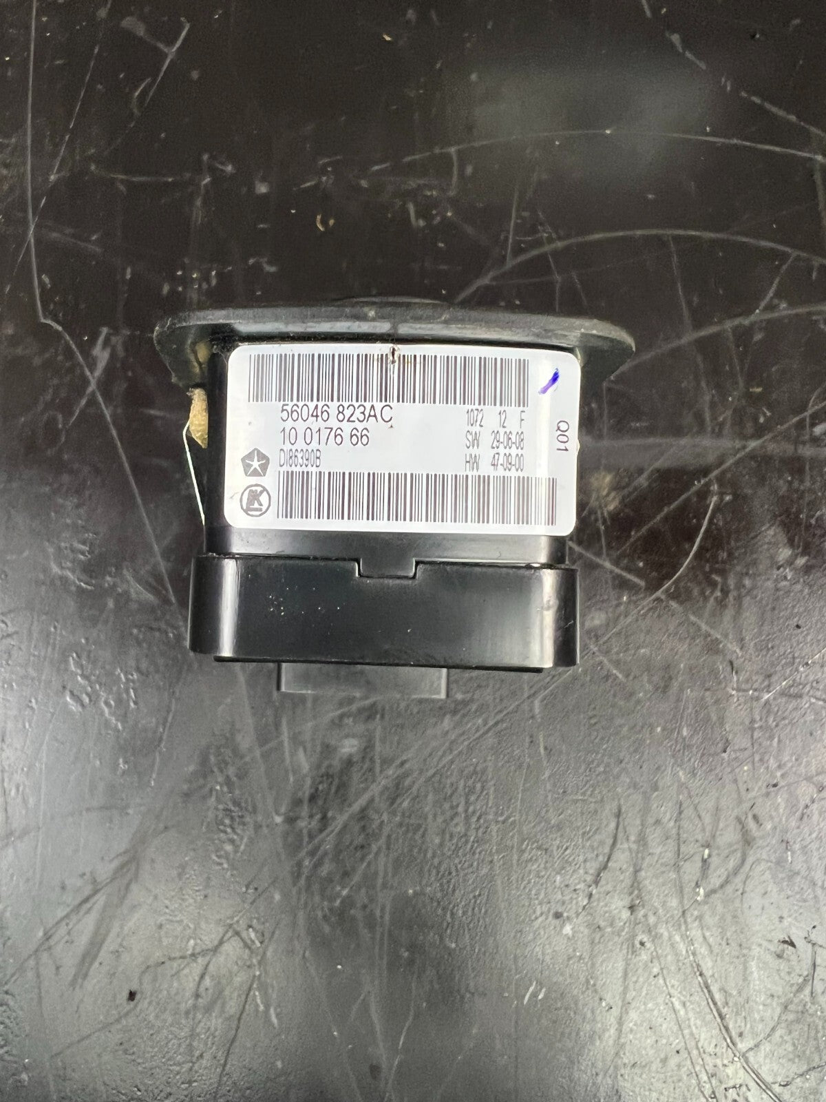 2011-2014 Chrysler 300 Driver Left Door Master Power Window Switch OEM USED