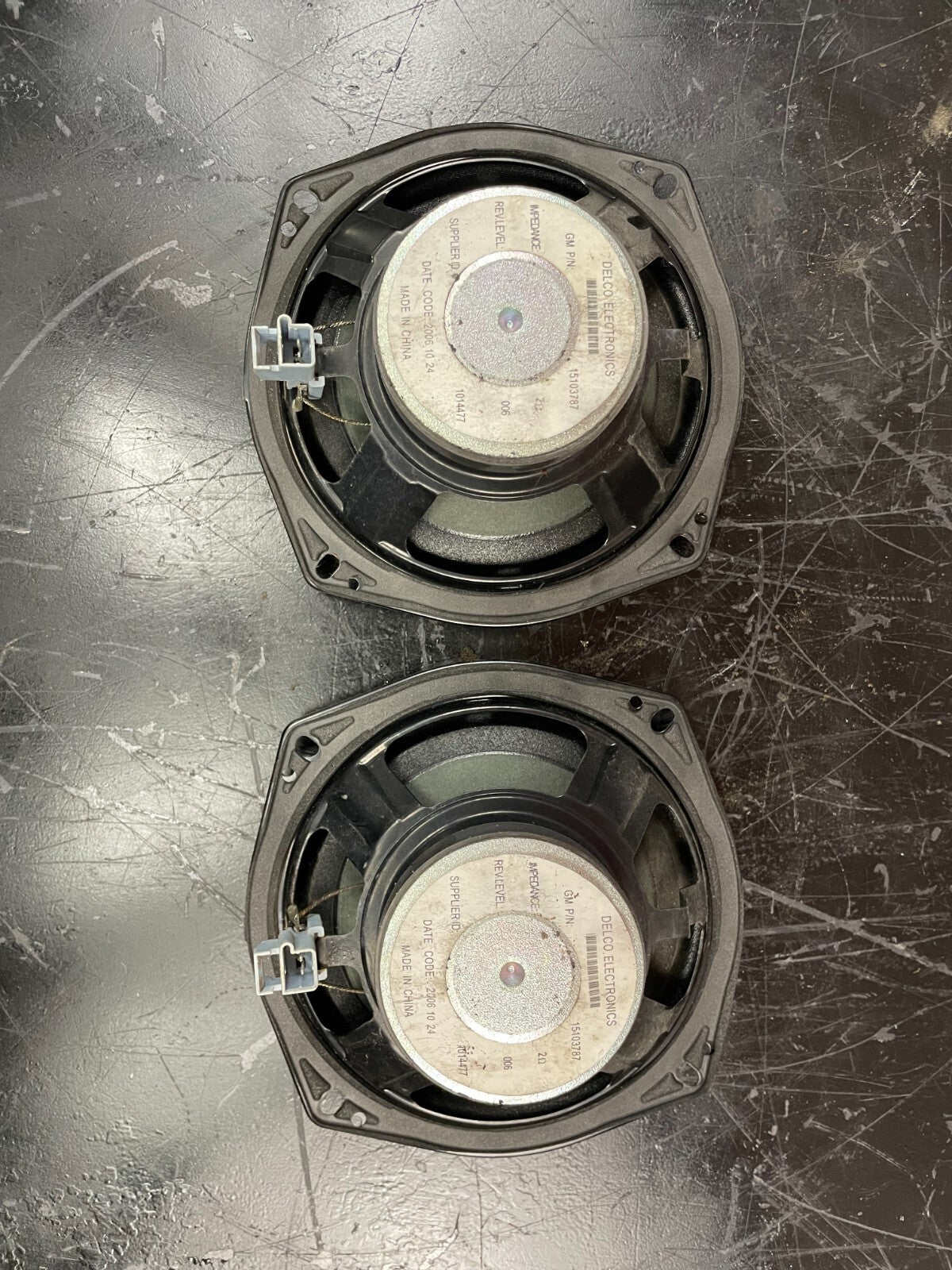06-09 PONTIAC SOLSTICE SET OF 2 LEFT & RIGHT DOOR SPEAKER 15103787 OEM