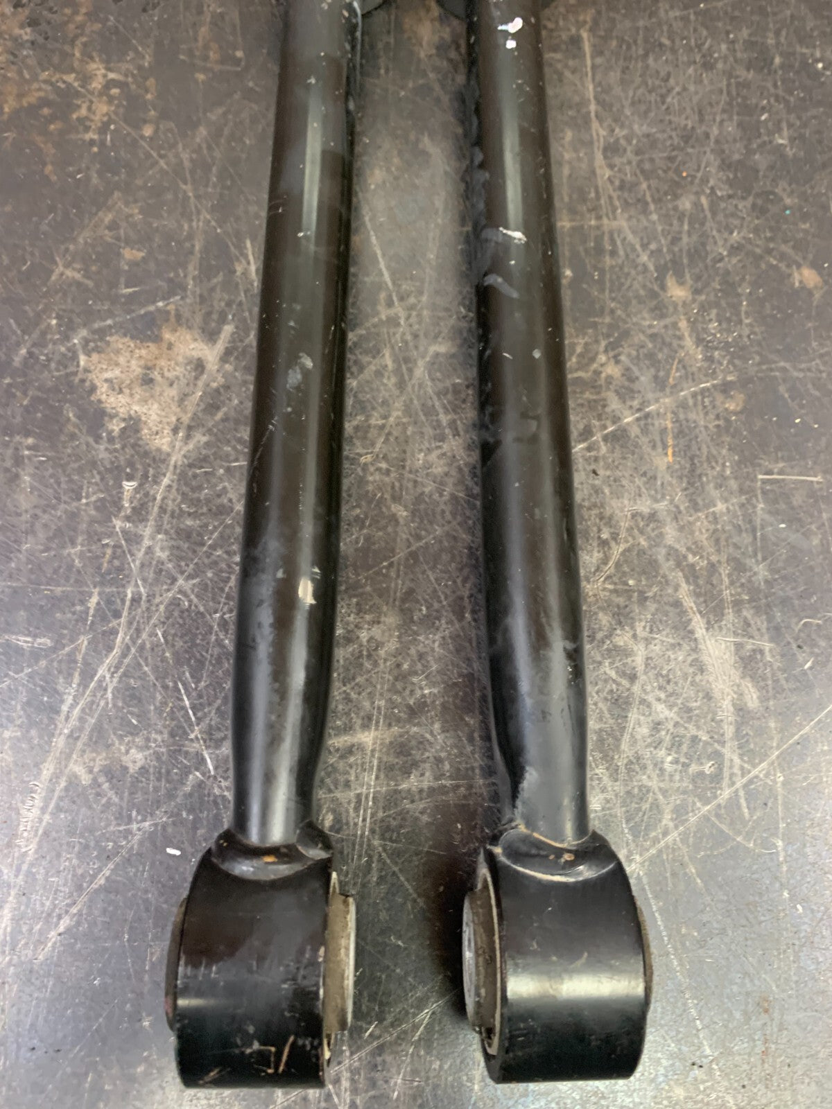 Dodge Charger Chrysler 300 Rear Lower Suspension Control Arms LH/RH Side 483ab
