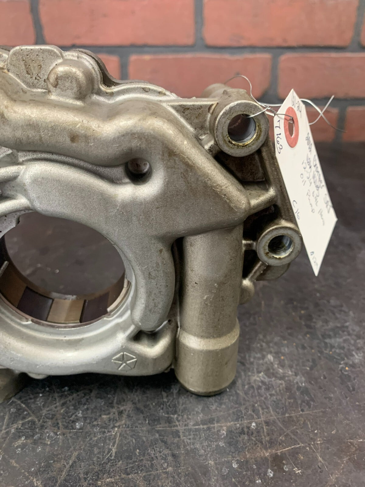 MOPAR Oil Pump - 2011-2023 6.4 Liter 392 C.I. Engine (Part # 05038398AE)