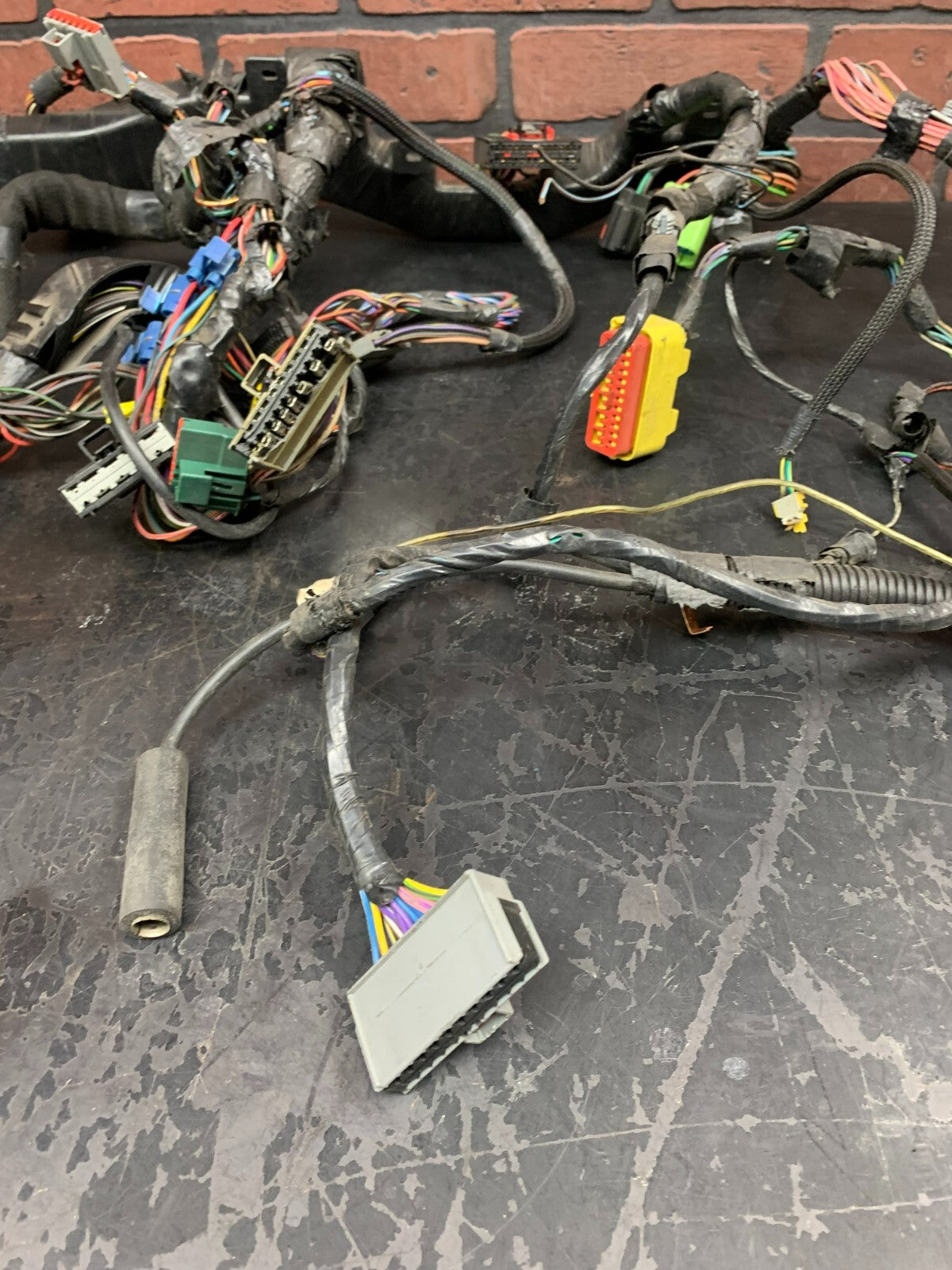 USED OEM 03-04 Dodge Neon Instrument Panel Wiring Harness 4795091AE