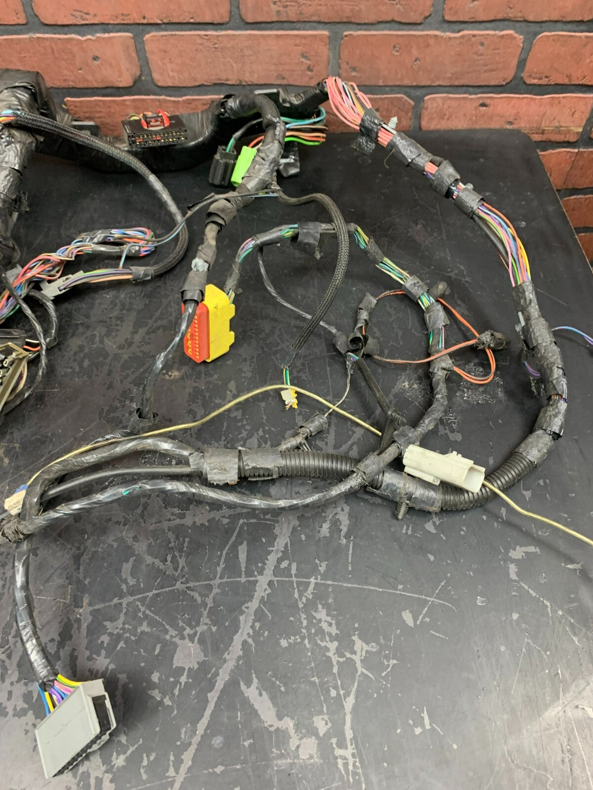 USED OEM 03-04 Dodge Neon Instrument Panel Wiring Harness 4795091AE