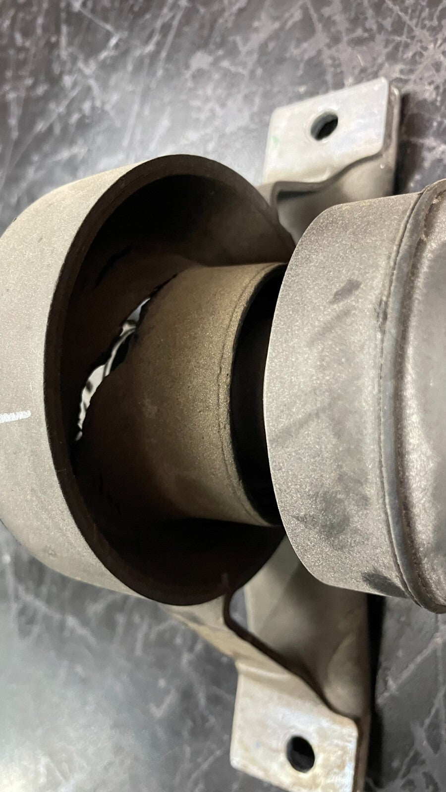 2015-2020 Dodge Challenger SRT *DAMAGED* Driveshaft RWD 6.4L 5.7L V8 Automatic