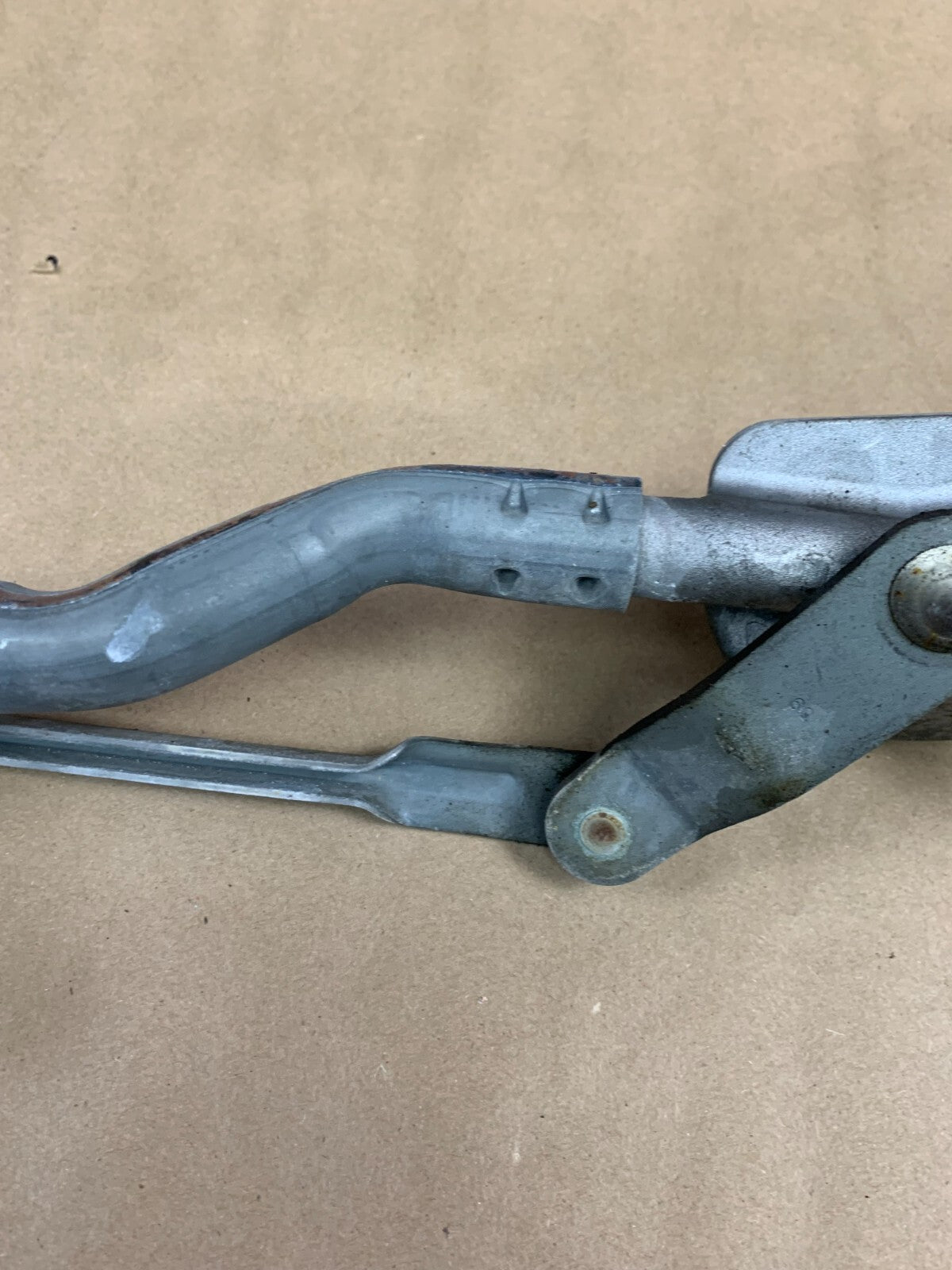 12-23 Dodge Charger SRT-8 SRT Windshield Window Wiper Motor & Linkage Assembly