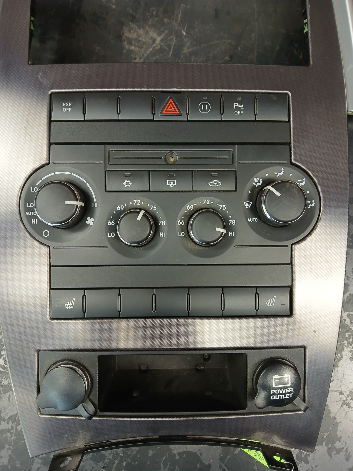 2008 2010 Jeep Grand Cherokee Commander HVAC Climate Control w/ Bezel 55111876ab