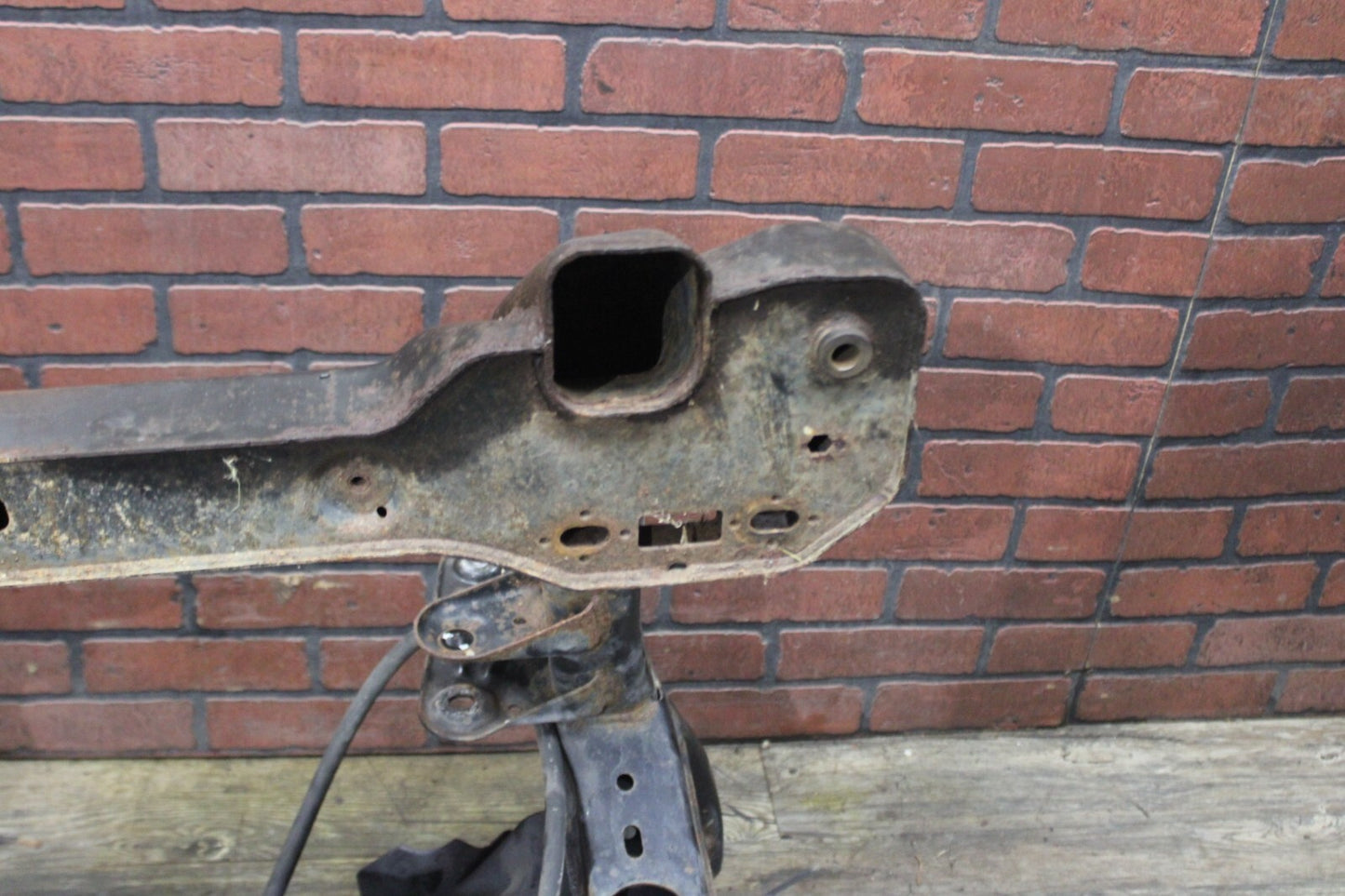 2005-2010 Jeep Grand Cherokee SRT8 Front Crossmember Subframe 4wd OEM 100k 4x4