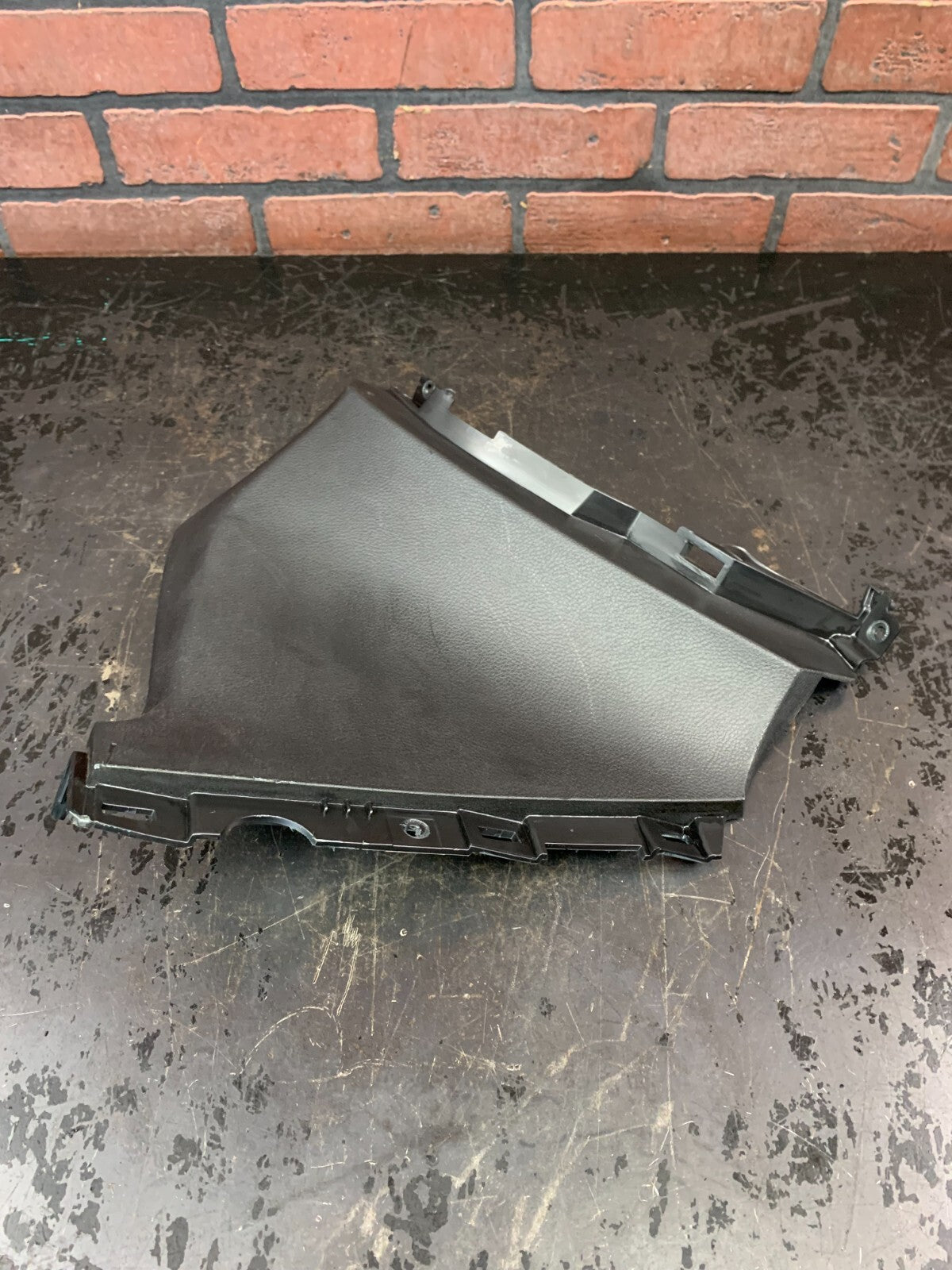 11-21 GRAND CHEROKEE SRT PASSENGER RH DASHBOARD CONSOLE PANEL TRIM P01468029BL