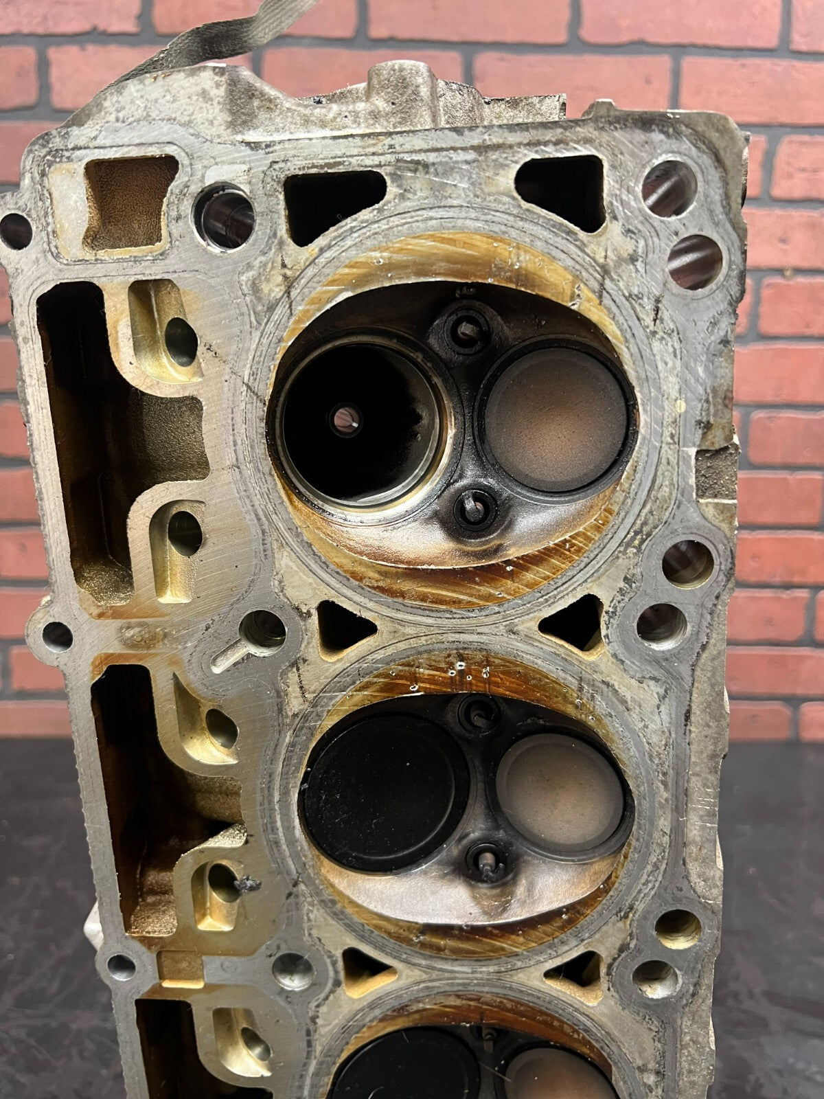 Right Cylinder Head From 2008-2014 300/Challenger/Charger 5.7 53021616DE