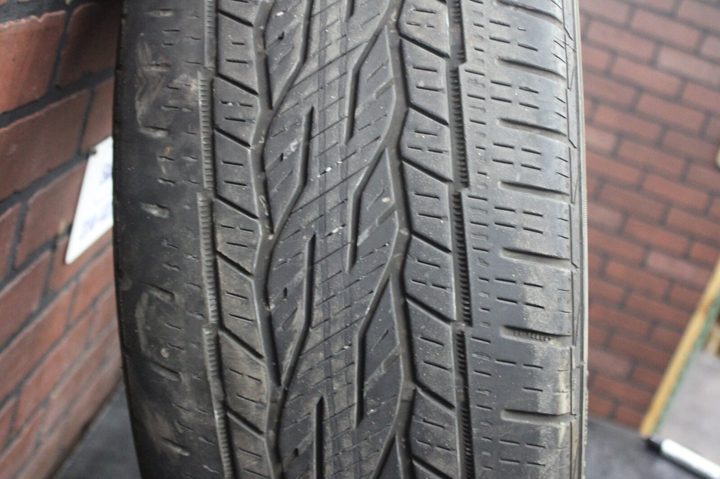 Used Continental Tire 275/55R20 5/32nds