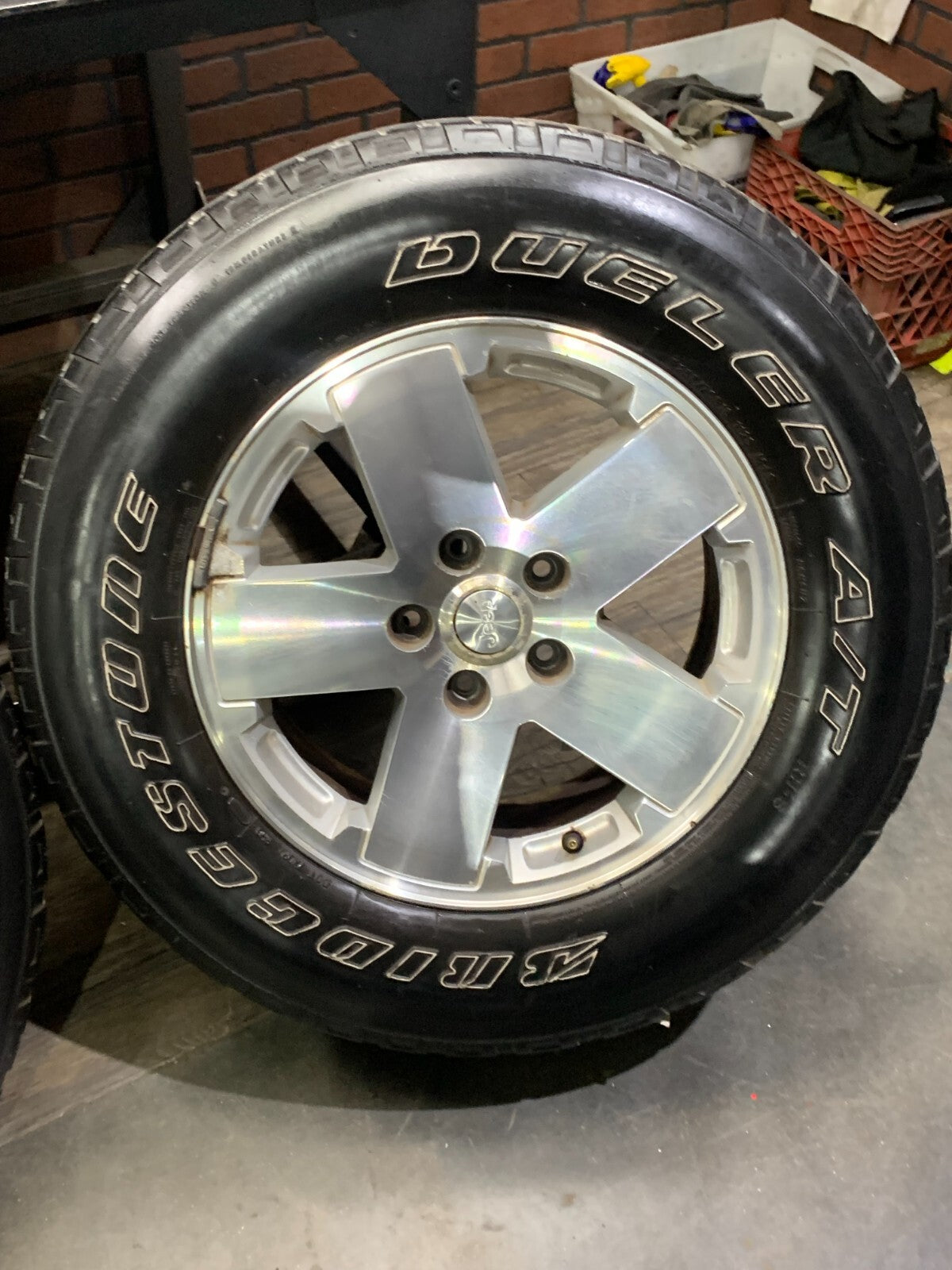 Jeep Wrangler 2007-2018 Used OEM Wheel Set 18x7.5 18" SILVER 1JC34TRMAA 7/32nds