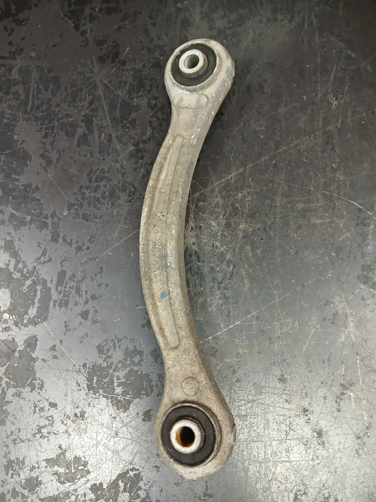 06-14 Dodge Charger/Chrysler 300 Rear Upper LH & RH Control Arm Set 04743247aa