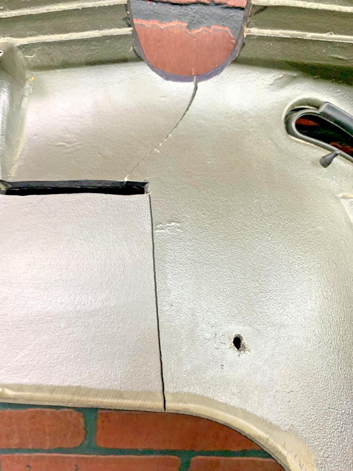 1997-2002 Dodge Viper "T" Center Console Light Damage OEM part.