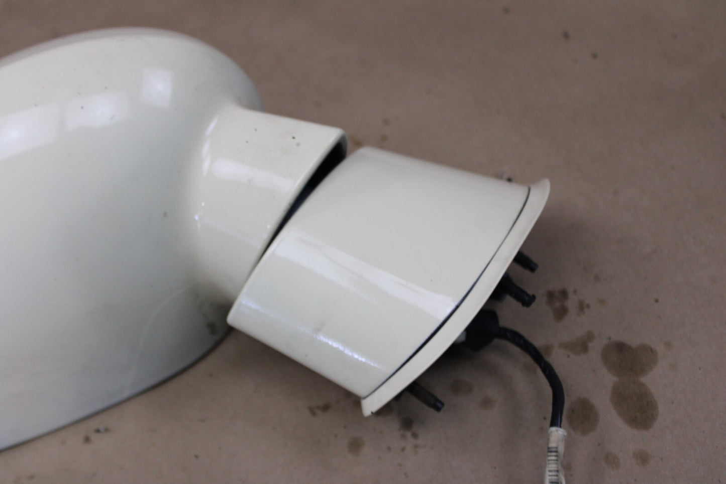 SCUFFED 2009-2012 Dodge Challenger SRT Passenger RH Side Power Door Mirror OEM