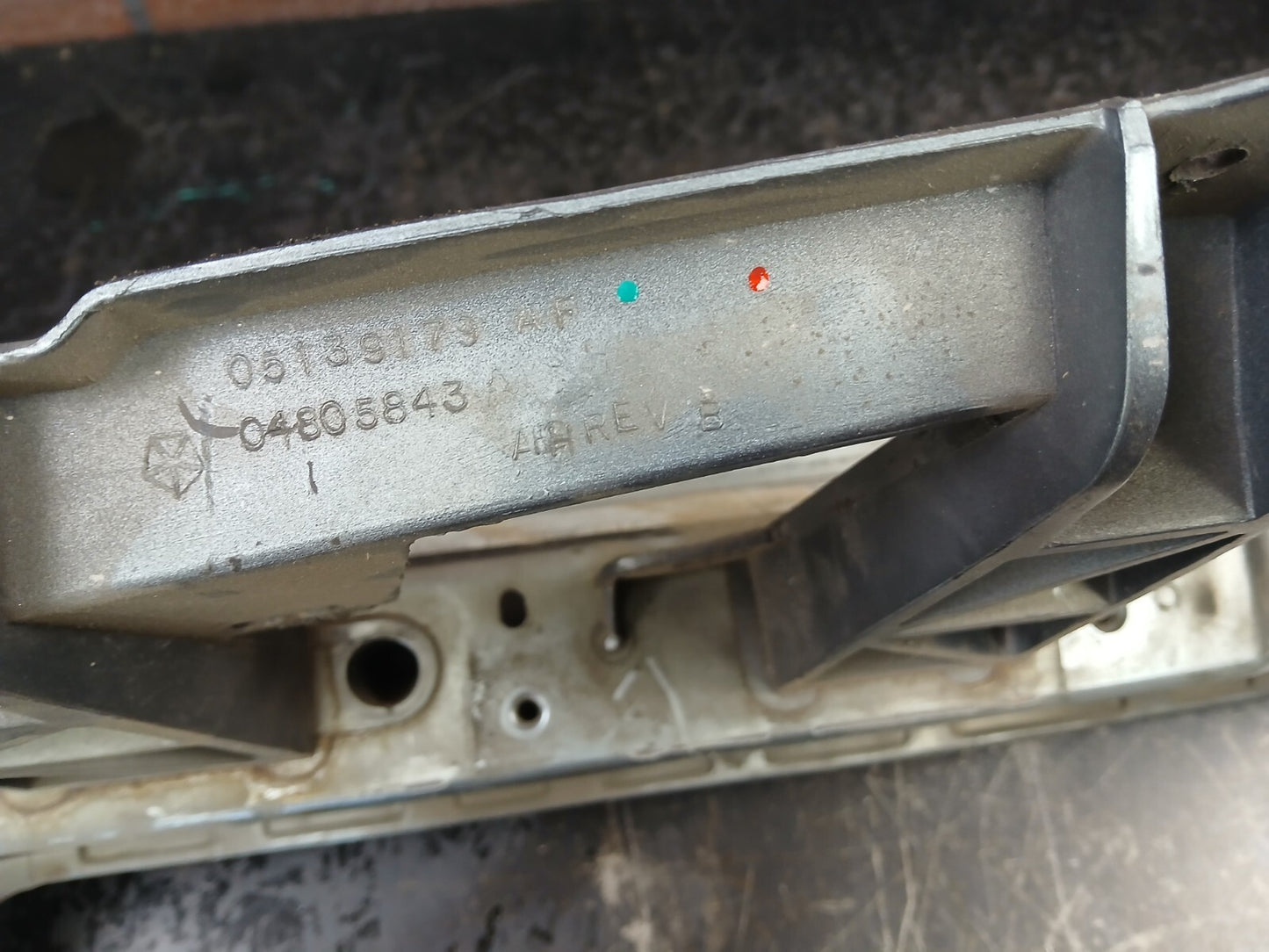2005-2010 300 Charger Front Radiator Support Cross Member 05139179af 04578405aa