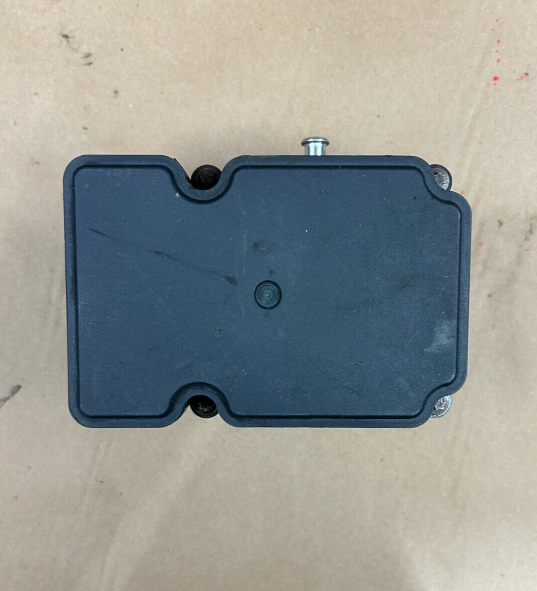 Harley Davidson OEM Touring 17-19 ABS Brake Pump Control Unit Module 41100046B