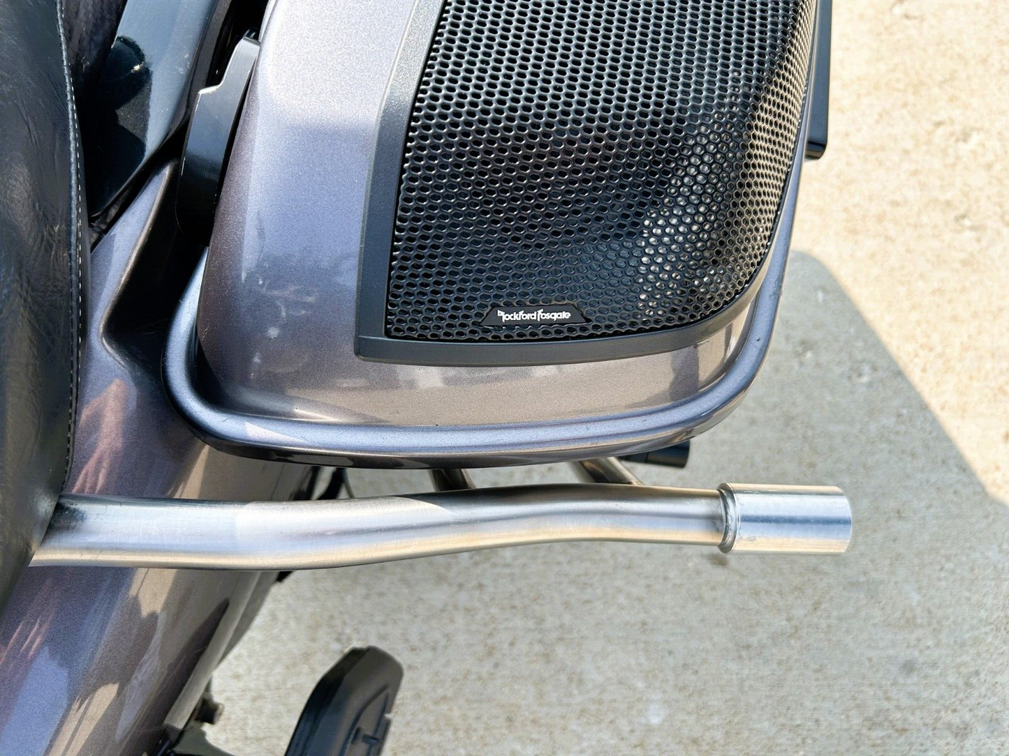 Harley Davidson Touring 14-UP STAINLESS Saddlebag Crash Bar Set IMP