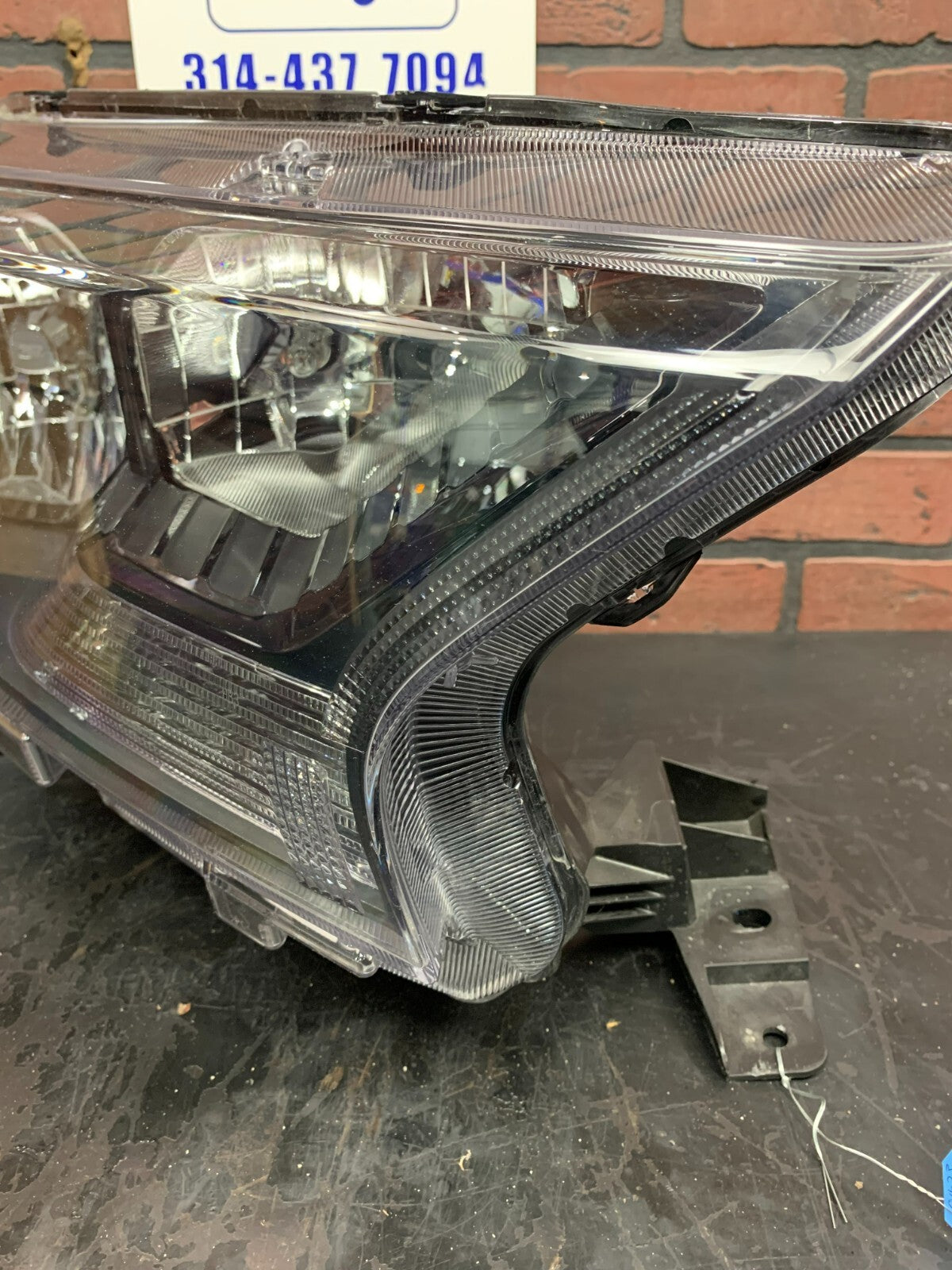 OEM 2019 2020 2021 Ford Ranger Right RH Passenger Halogen Headlight LIKE NEW