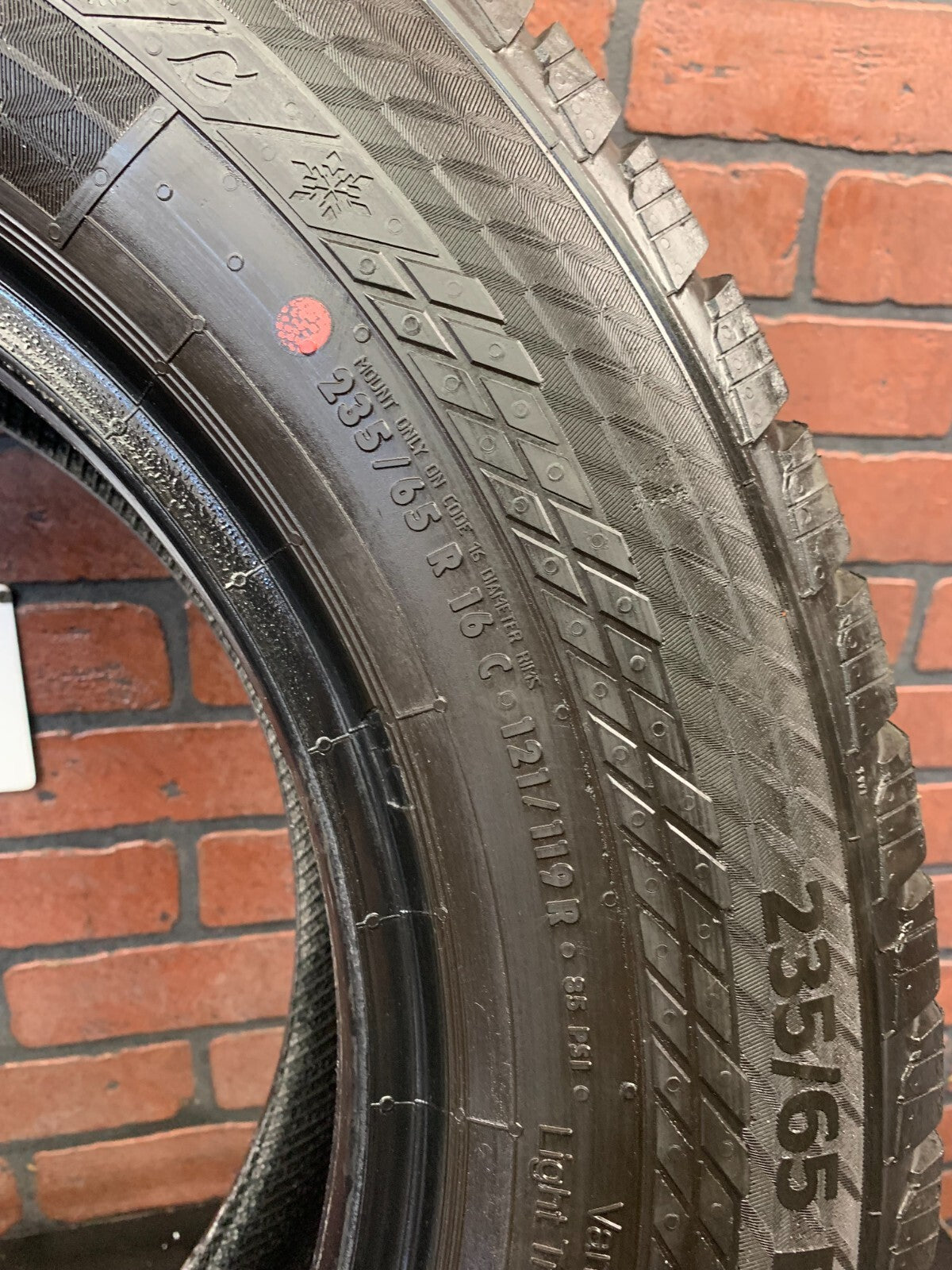 Used 235/65R16C Continental VanContact A/S 121/119R - 8/32