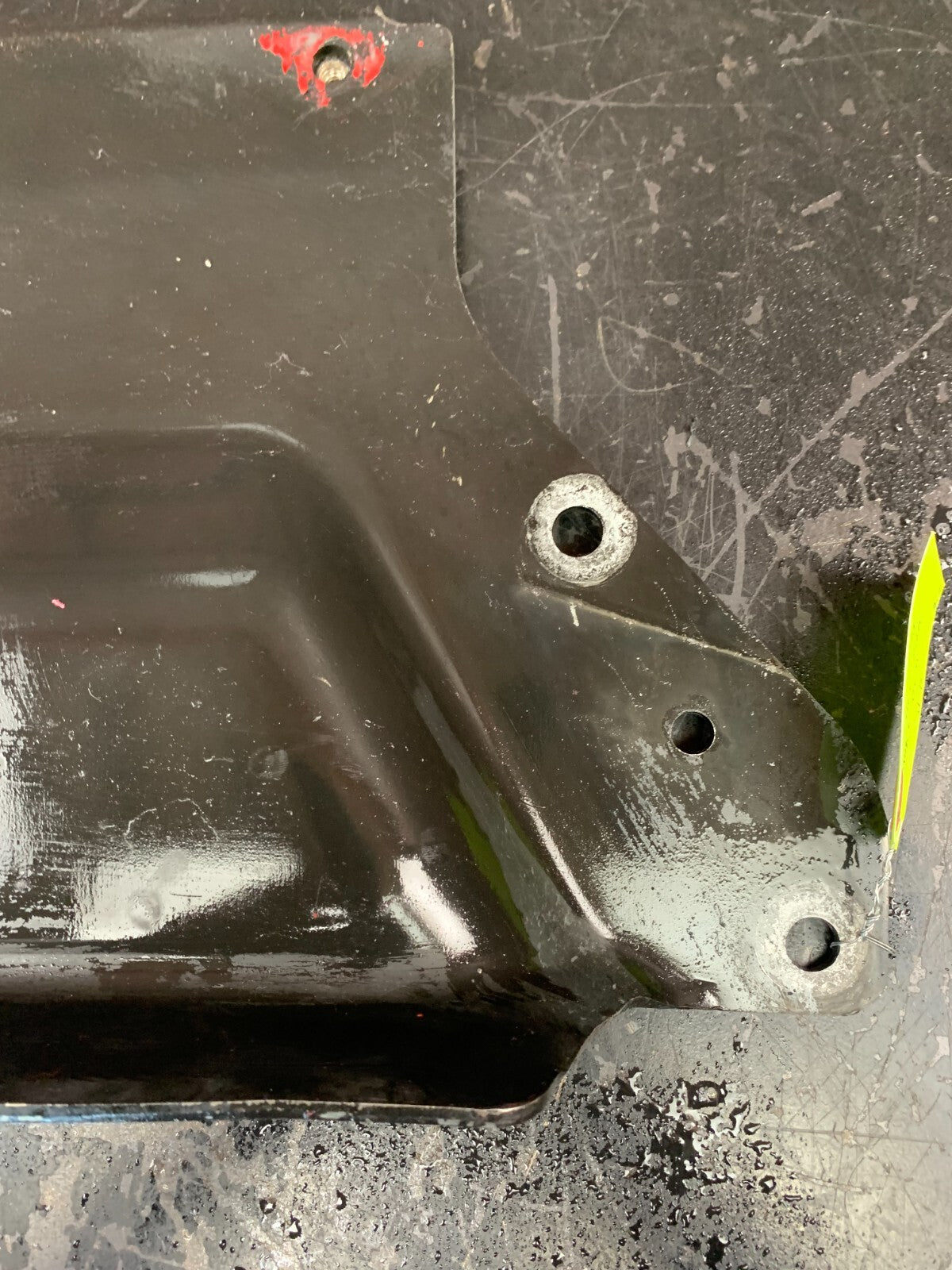 06-09 Pontiac Solstice Driveshaft / Tunnel Center Splash Shield Mud / Rock Guard