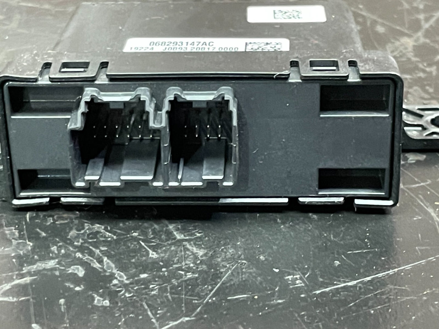 2018-19 CHALLENGER/CHARGER/300/RAM/PACIFICA 68293147AC NETWORK GATEWAY MODULE